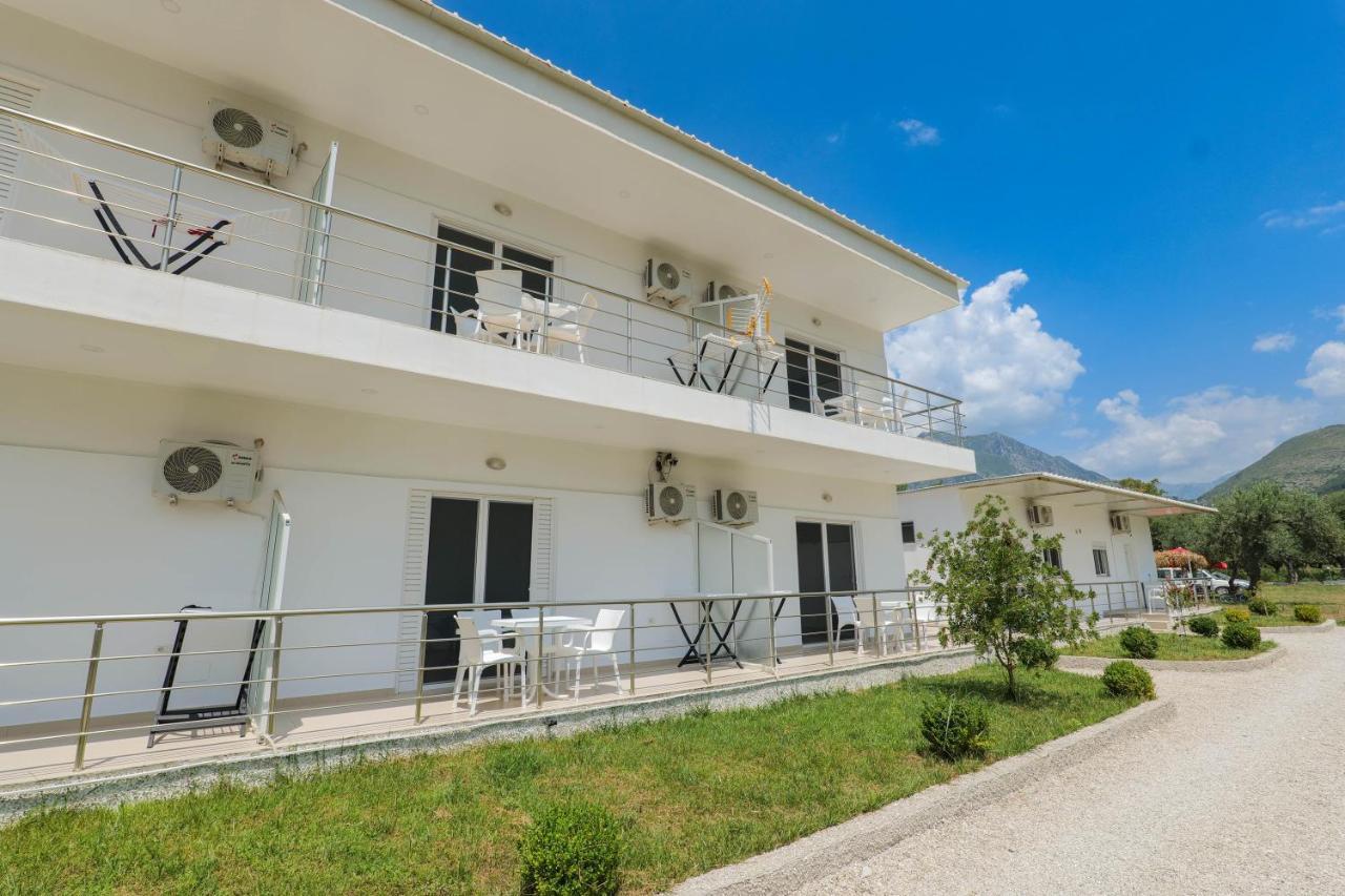 Villa Noel Borsh Exterior photo