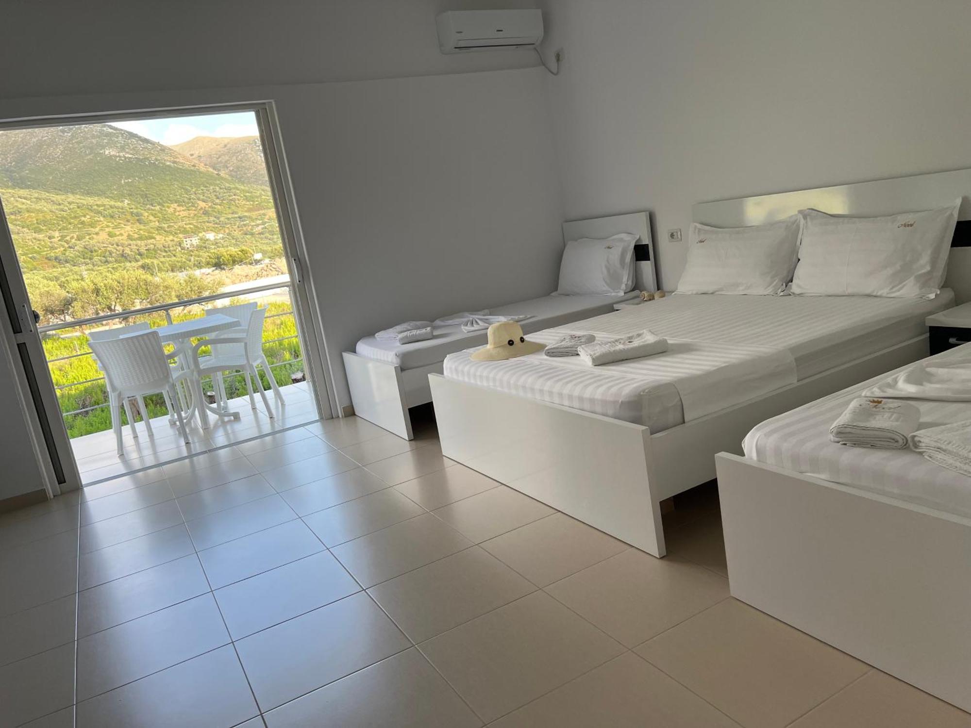Villa Noel Borsh Exterior photo
